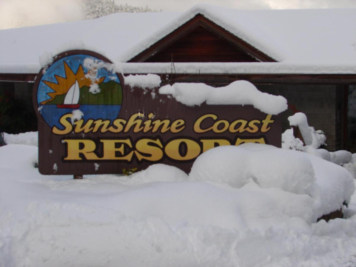 Sunshine Coast Resort Madeira Park Exteriör bild