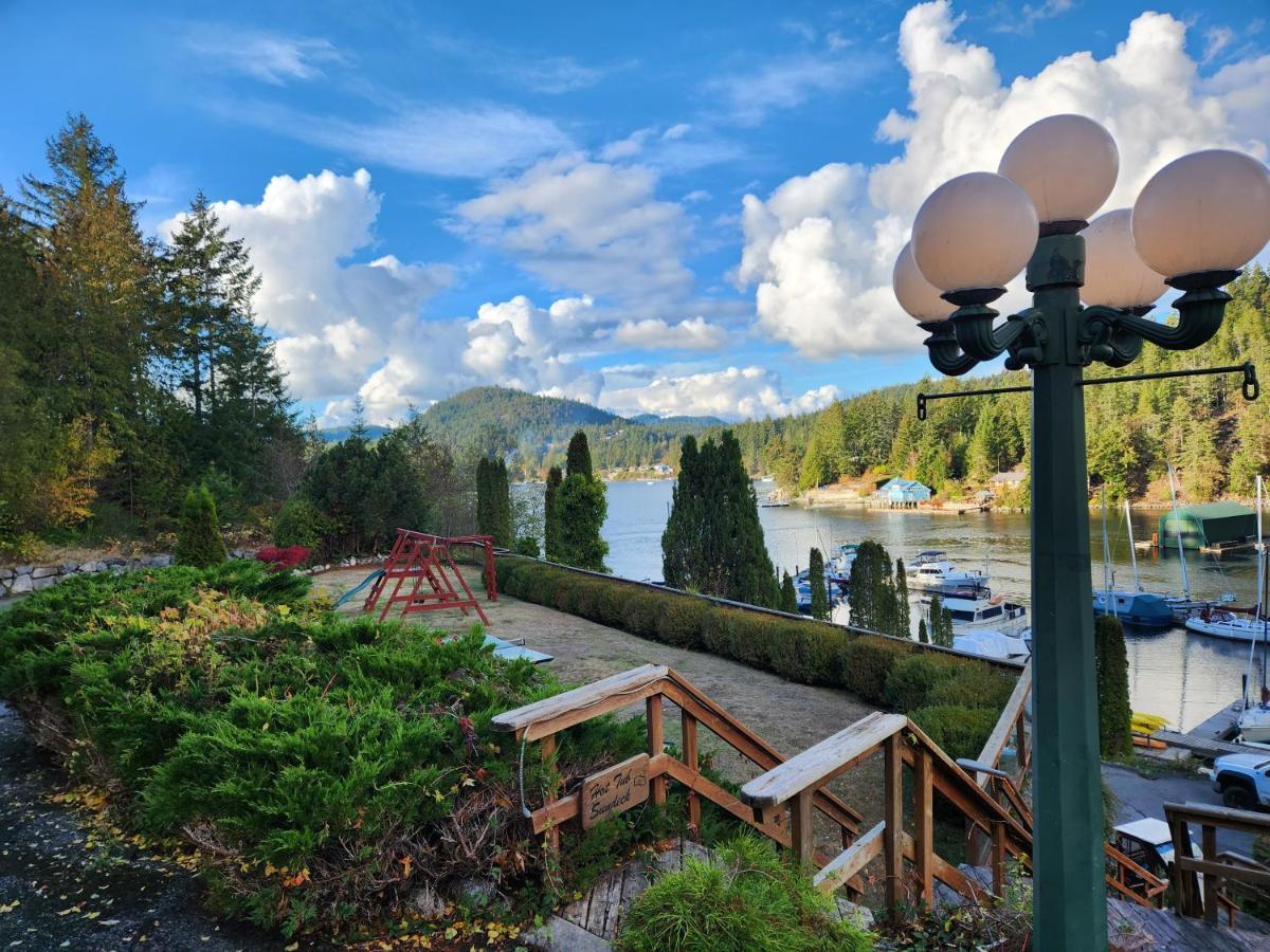 Sunshine Coast Resort Madeira Park Exteriör bild